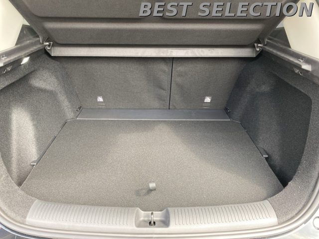 MG ZS usata, con Controllo automatico clima