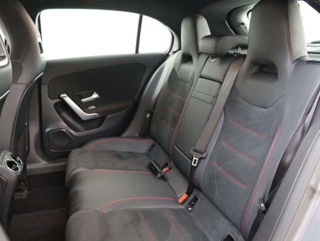 MERCEDES-BENZ A 180 usata, con Fendinebbia