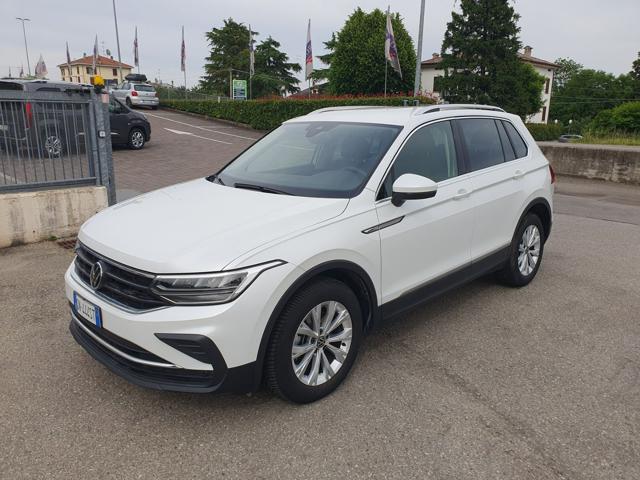 VOLKSWAGEN Tiguan usata, con Airbag
