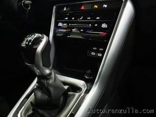 VOLKSWAGEN T-Roc usata, con Sedile posteriore sdoppiato
