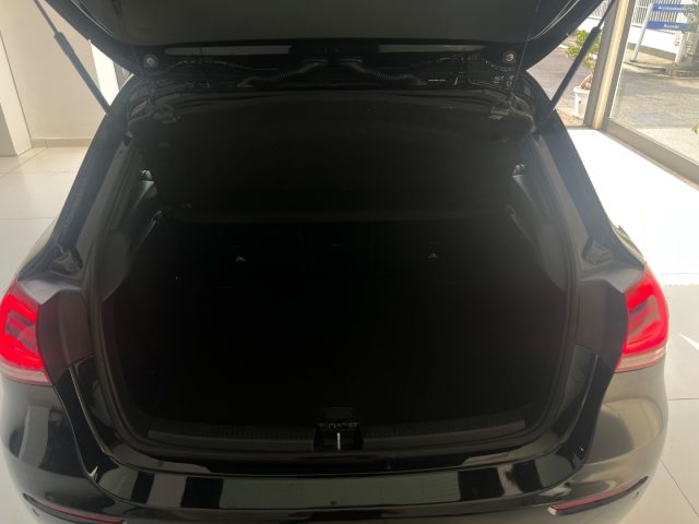 MERCEDES-BENZ A 180 usata, con Luci diurne LED