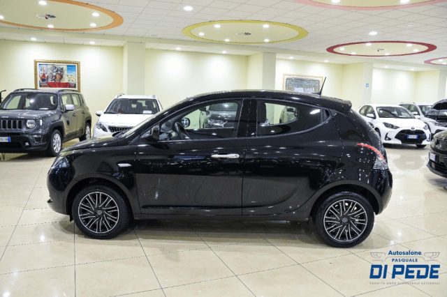 LANCIA Ypsilon usata, con Controllo trazione