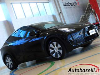 TESLA Model Y usata, con Luci diurne LED