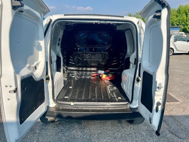 FIAT Fiorino usata, con Specchietti laterali elettrici