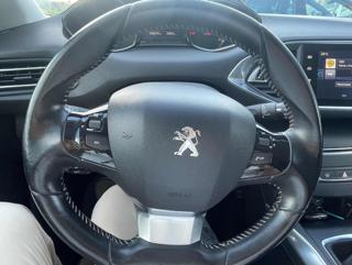 PEUGEOT 308 usata, con Park Distance Control