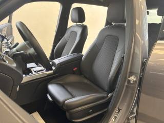 MERCEDES-BENZ GLB 200 usata, con Chiusura centralizzata