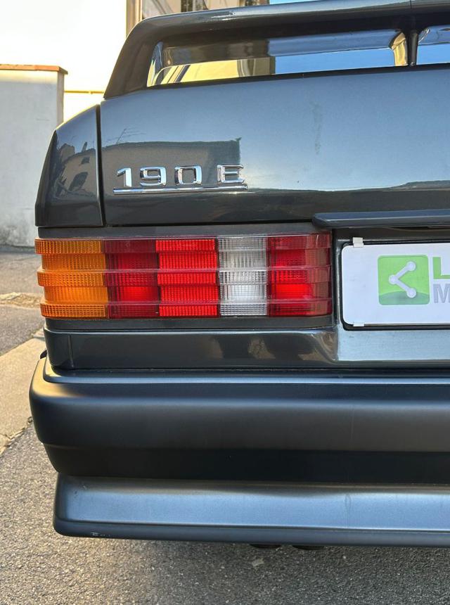 MERCEDES-BENZ 190 usata 22