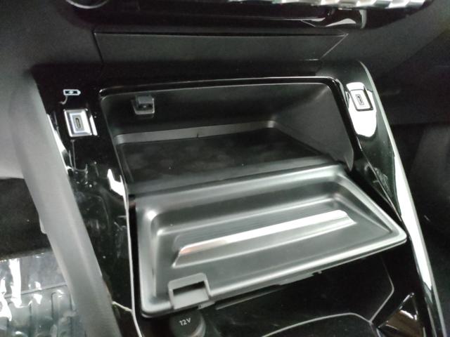 PEUGEOT 2008 usata, con Park Distance Control