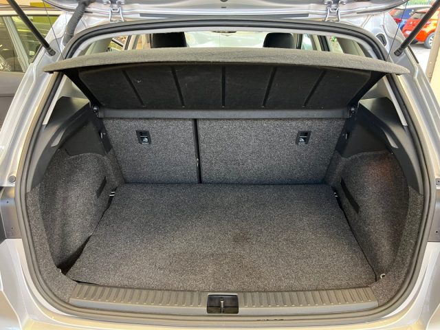 SEAT Arona usata, con Boardcomputer