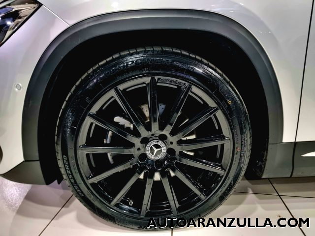 MERCEDES-BENZ GLA 200 usata, con Sedili sportivi