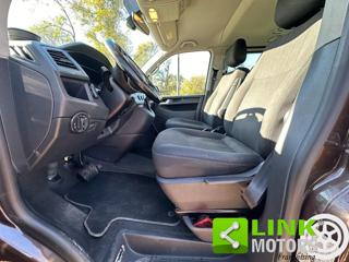 VOLKSWAGEN Caravelle usata, con Boardcomputer