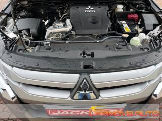 MITSUBISHI L200 usata, con Autoradio