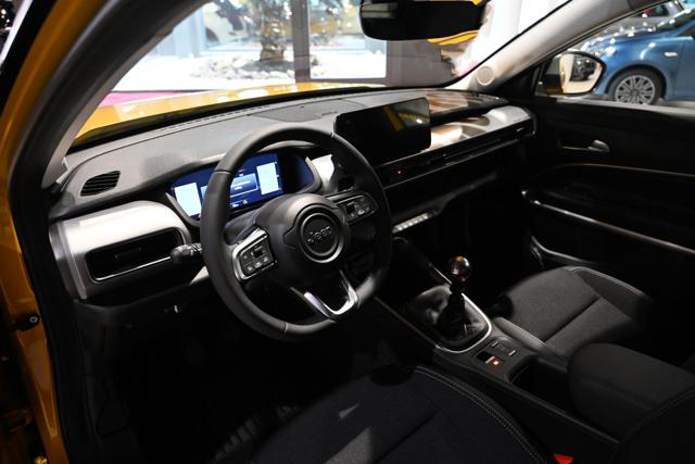 JEEP Avenger usata, con Controllo automatico clima