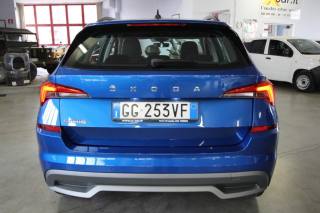 SKODA Kamiq usata, con Autoradio