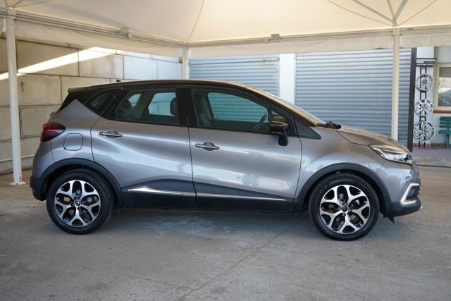RENAULT Captur usata, con Autoradio