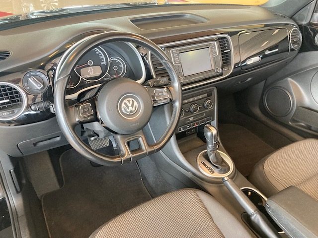 VOLKSWAGEN Maggiolino usata, con Controllo automatico clima