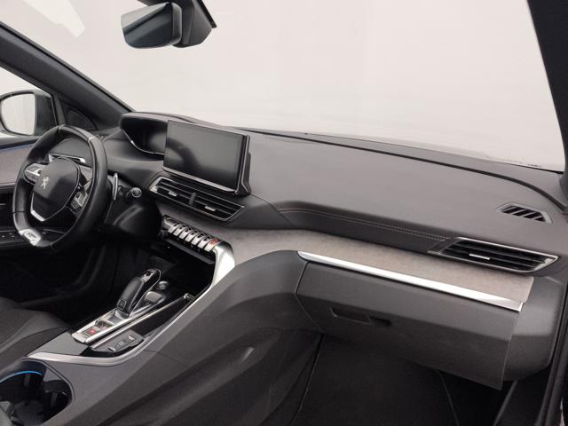 PEUGEOT 3008 usata, con Isofix
