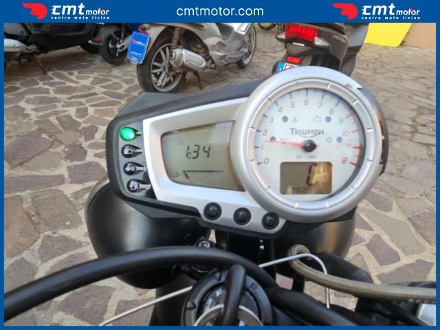 TRIUMPH Speed Triple 1050 usata 4