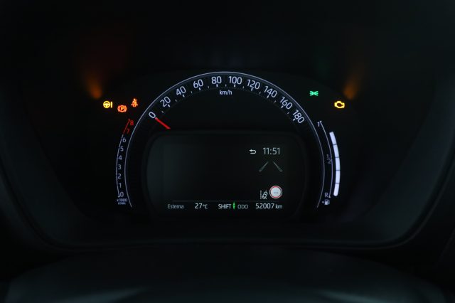 TOYOTA Aygo X usata 6