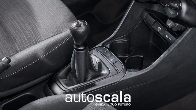 KIA Picanto usata, con Autoradio digitale