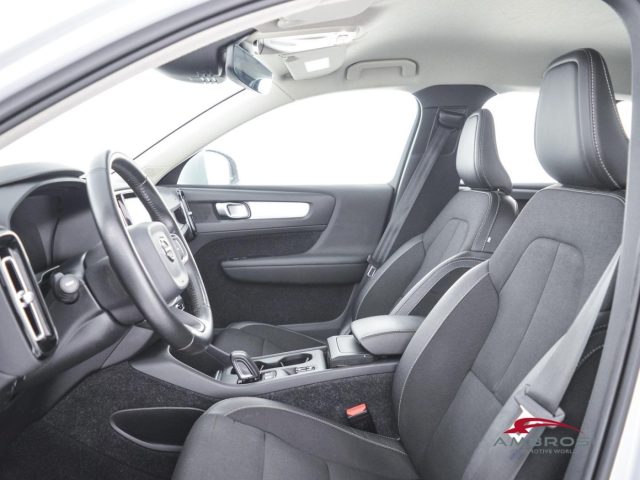 VOLVO XC40 usata 8
