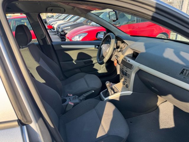 OPEL Astra usata, con Controllo automatico clima