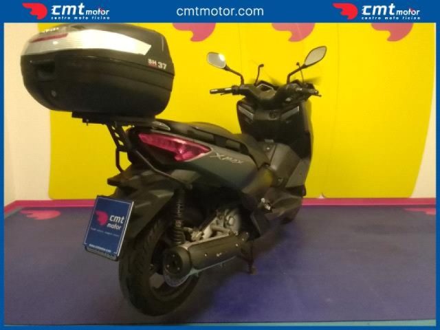 YAMAHA X-Max 250 usata 3