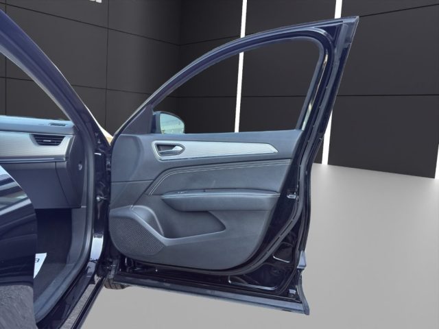 RENAULT Arkana usata, con USB