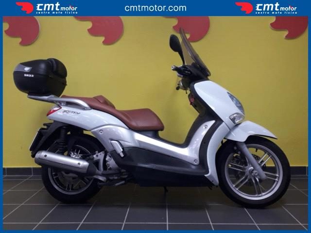 YAMAHA X-City 250 usata 0