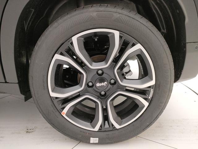 JEEP Avenger usata, con Sedile posteriore sdoppiato