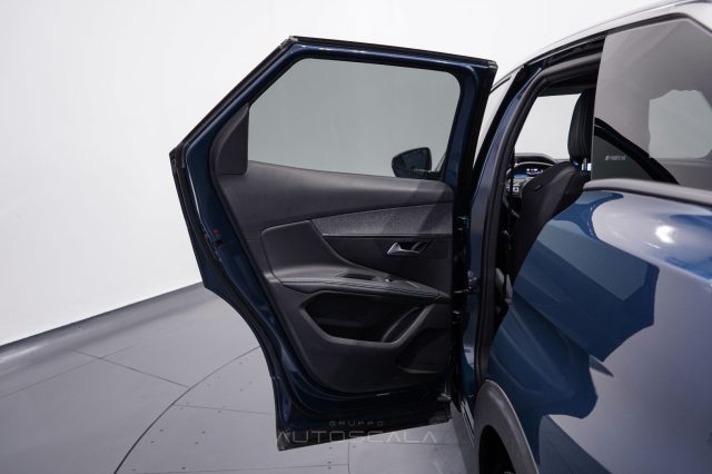 PEUGEOT 3008 usata, con Volante multifunzione