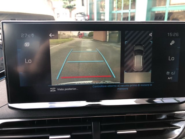 PEUGEOT 3008 usata, con USB