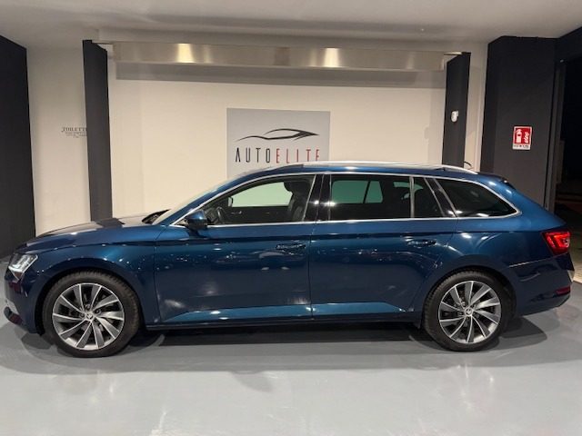 SKODA Superb usata, con Boardcomputer