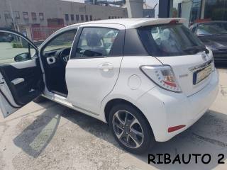 TOYOTA Yaris usata, con Servosterzo