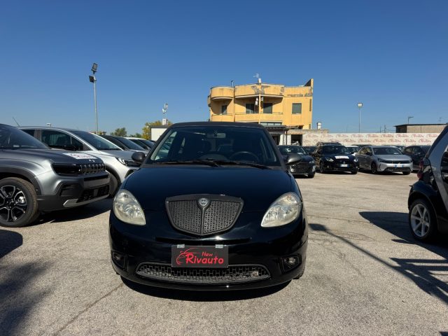 LANCIA Ypsilon usata, con Airbag