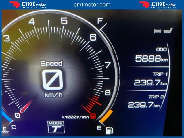 YAMAHA T-Max 560 usata 4