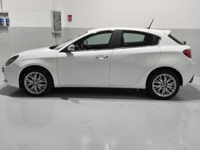 ALFA ROMEO Giulietta usata, con Airbag Passeggero