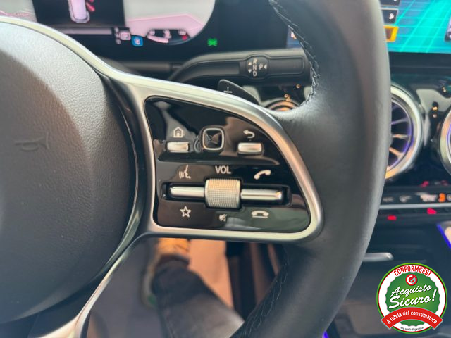 MERCEDES-BENZ GLA 220 usata, con Regolazione elettrica sedili