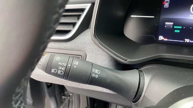 RENAULT Clio usata, con Sensore di luce