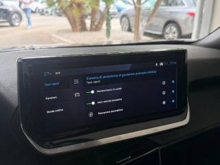 PEUGEOT 2008 usata, con Bluetooth