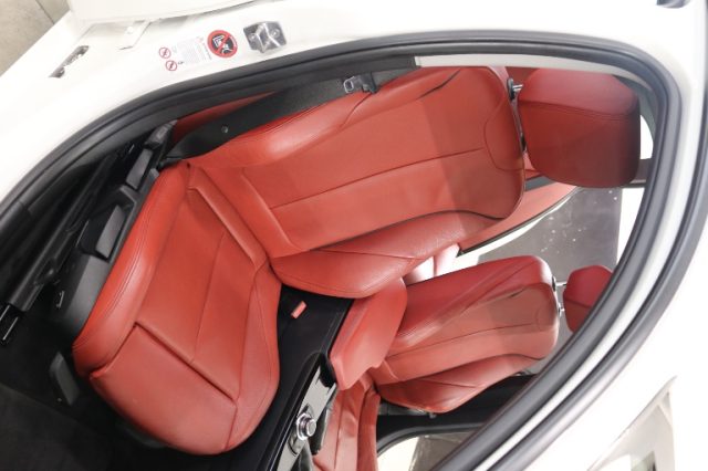 BMW 320 usata, con Fari Xenon