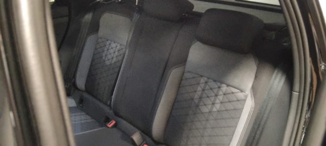 VOLKSWAGEN Taigo usata, con Cruise Control