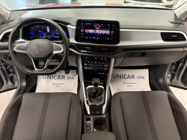 VOLKSWAGEN T-Roc usata, con USB