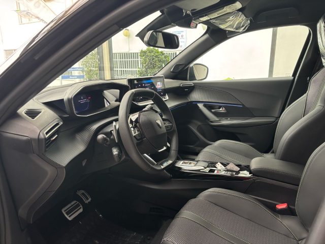 PEUGEOT 2008 usata, con Cruise Control