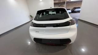 PEUGEOT 208 usata, con Autoradio