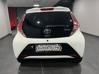TOYOTA Aygo usata, con Alzacristalli elettrici