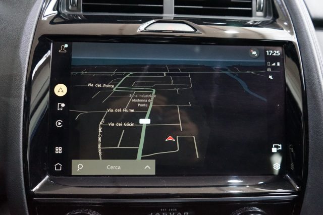 JAGUAR E-Pace usata, con Frenata d