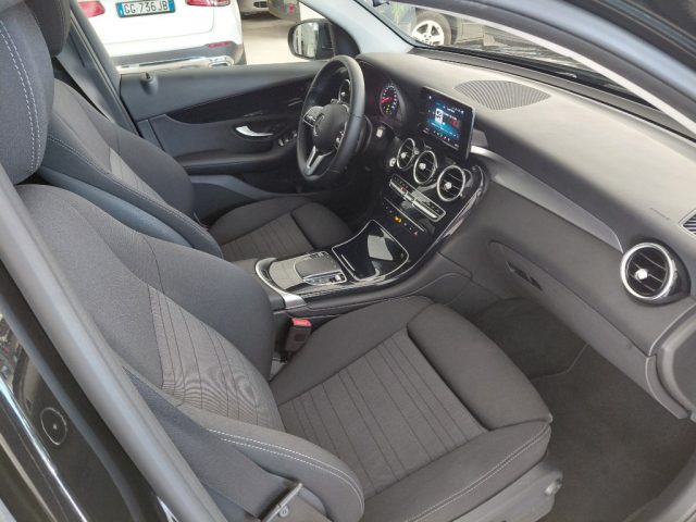 MERCEDES-BENZ GLC 300 usata, con Autoradio digitale
