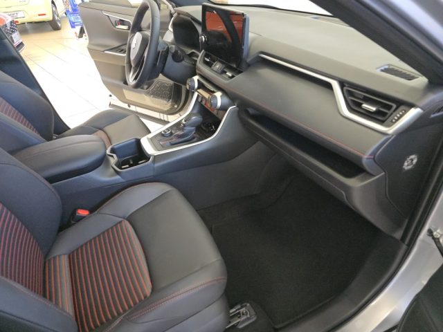 SUZUKI Across usata, con Vetri oscurati