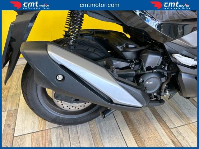 HONDA Forza 350 usata 7